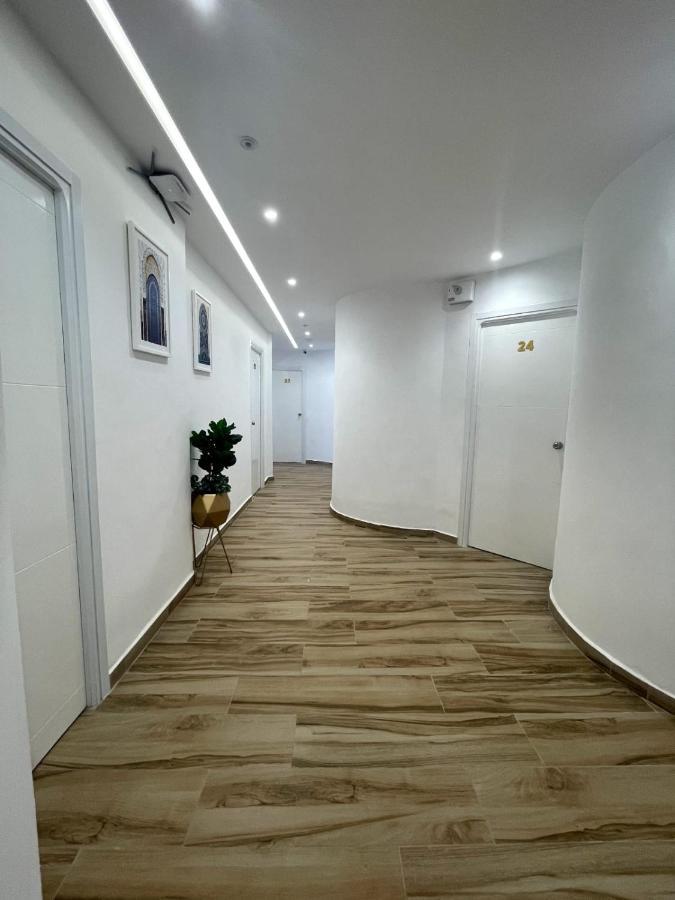 Hostal Mh Borj Мартил Екстериор снимка