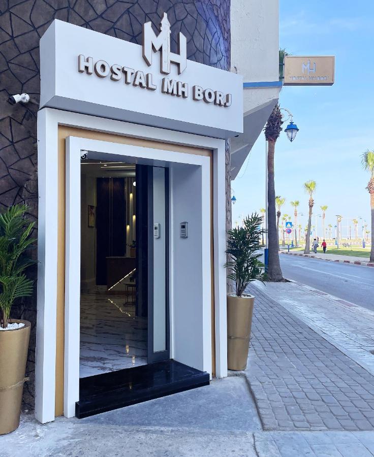 Hostal Mh Borj Мартил Екстериор снимка