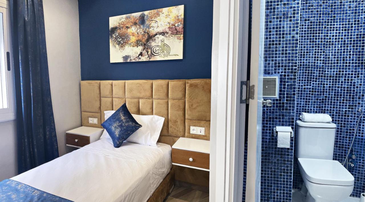 Hostal Mh Borj Мартил Екстериор снимка