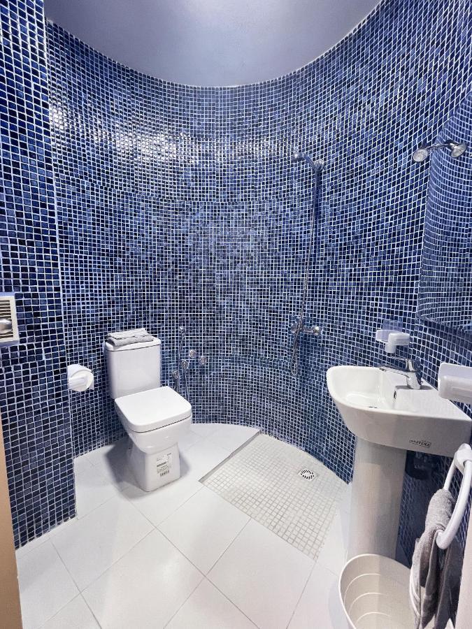 Hostal Mh Borj Мартил Екстериор снимка