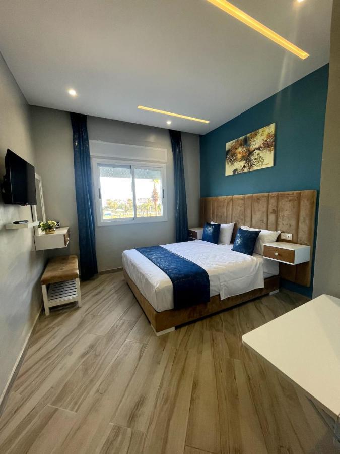 Hostal Mh Borj Мартил Екстериор снимка