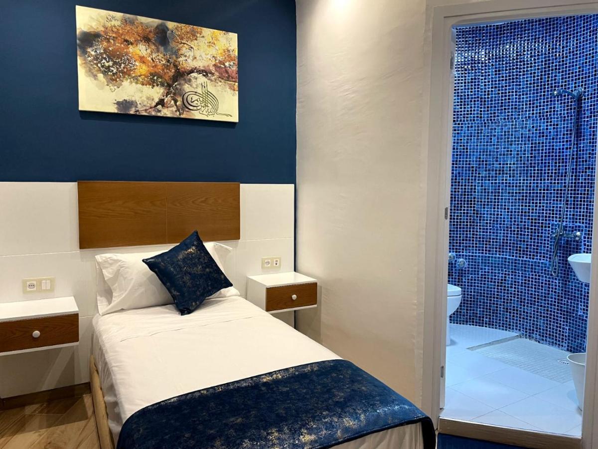 Hostal Mh Borj Мартил Екстериор снимка