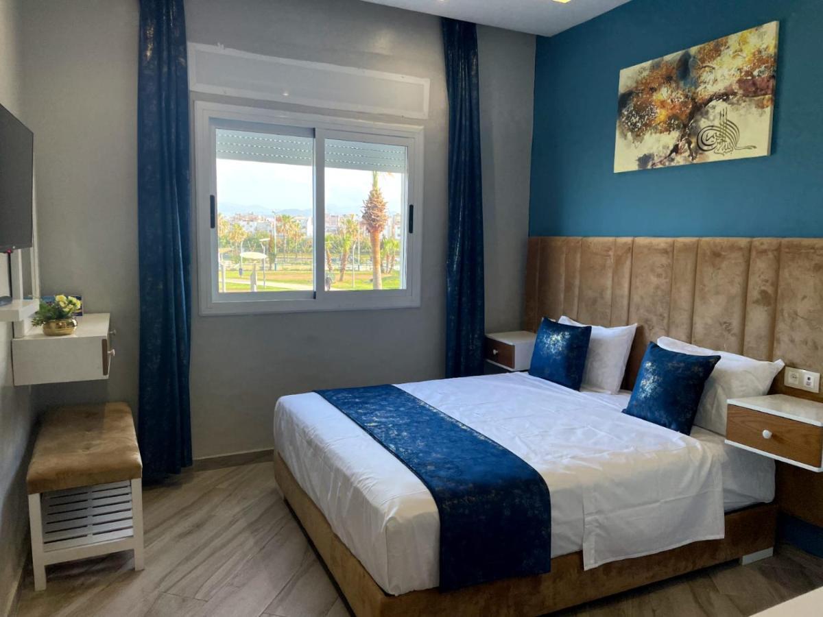 Hostal Mh Borj Мартил Екстериор снимка