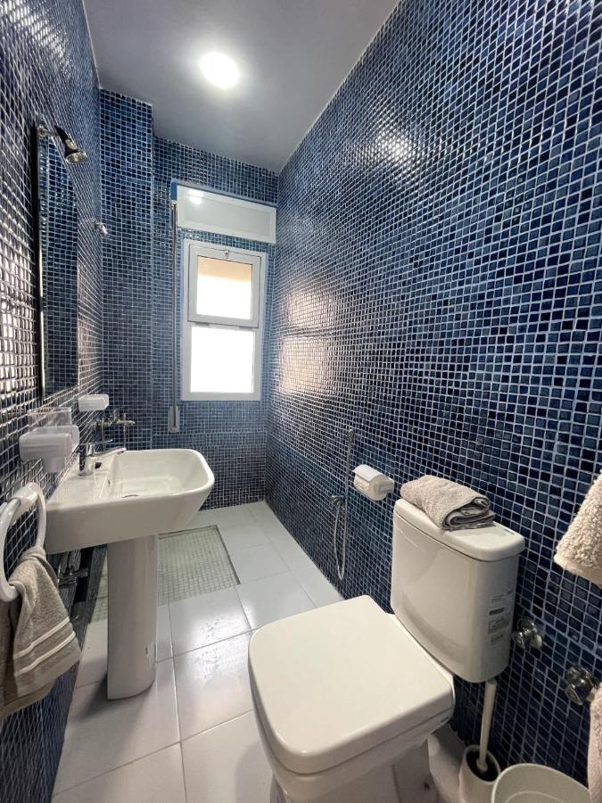 Hostal Mh Borj Мартил Екстериор снимка